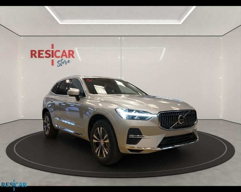 70700 Nuova 2025 Volvo XC60 Core SUV | 47.900 € - Immagine 1/4