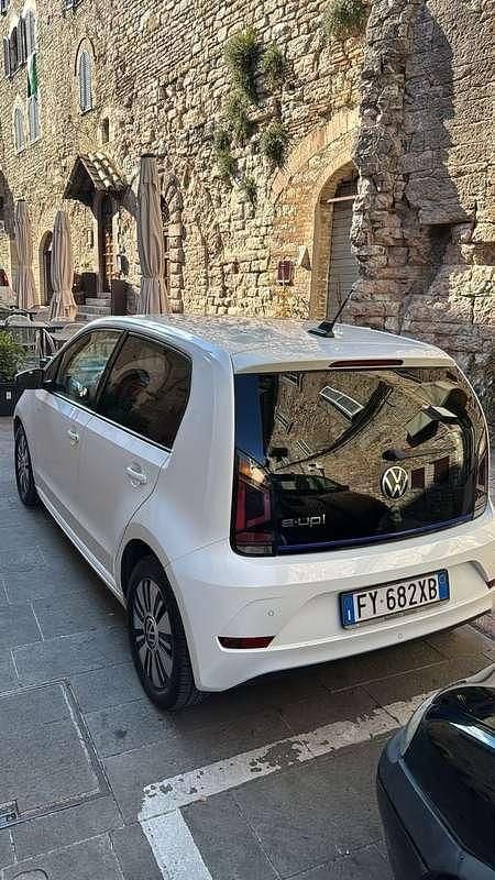 Usata VW e-up! 61 kW (83 CV) 2020 Utilitaria