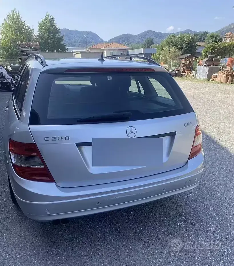 Usata Mercedes C200 136 CV (100 kW) 2009 Grigio Station wagon