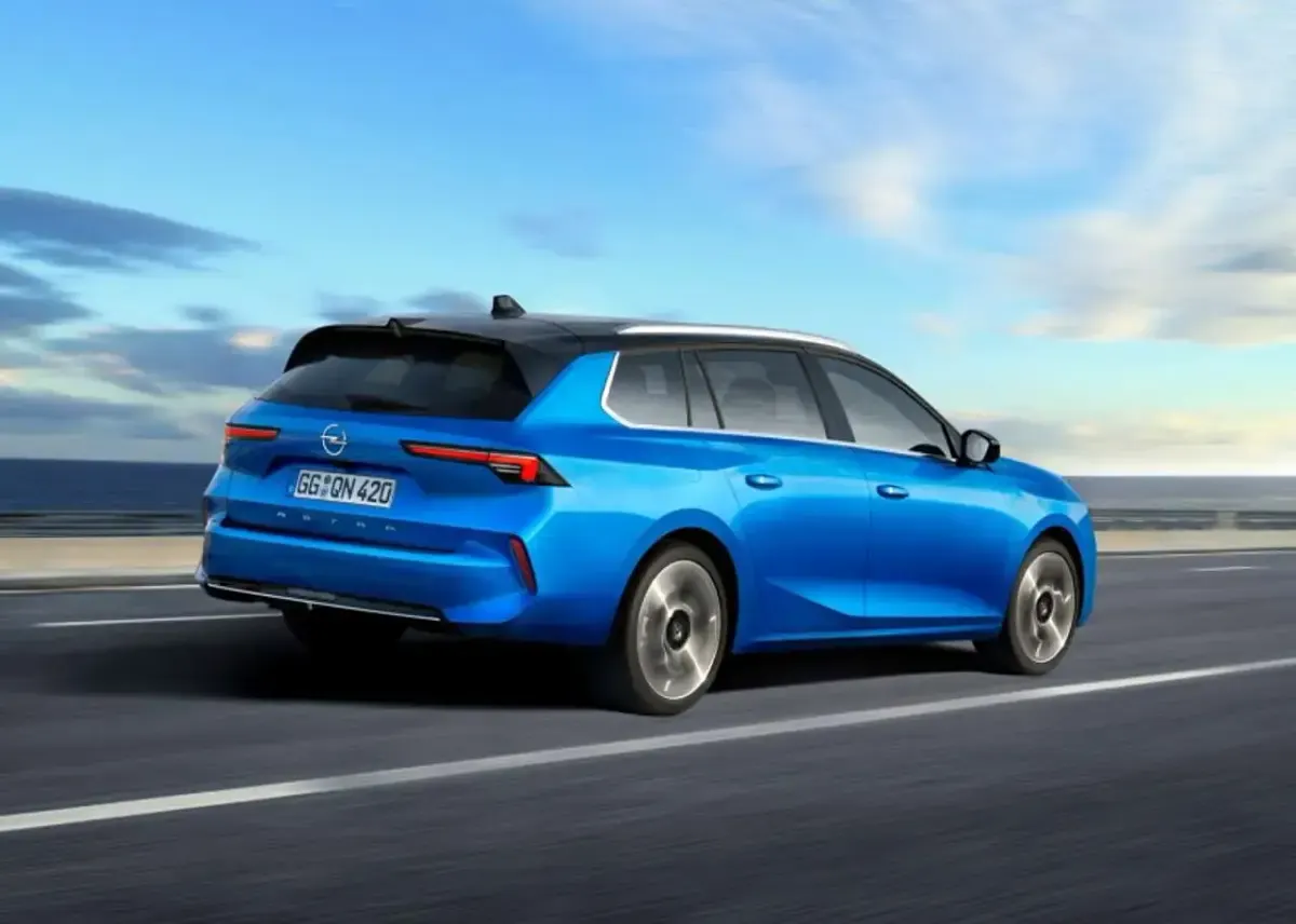 Nuova Opel Astra Ultimate 131 CV (96 kW) 2026 Argento Station wagon