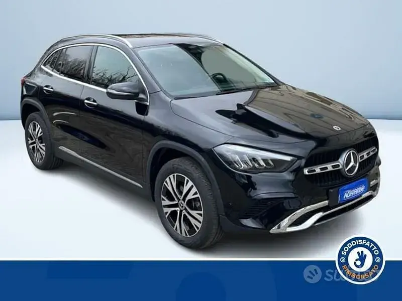Usata Mercedes GLA200 Advanced Plus 150 CV (110 kW) 2025 Nero SUV