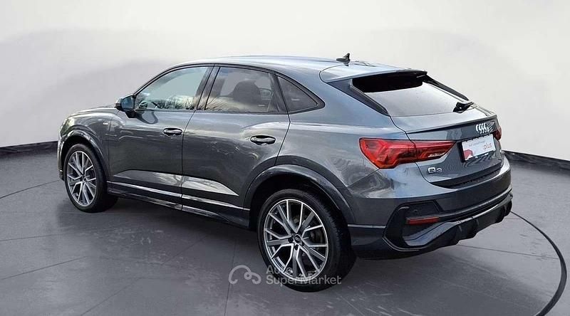 Usata Audi Q3 Sportback S-Line 190 CV (139 kW) 2022 Grigio SUV