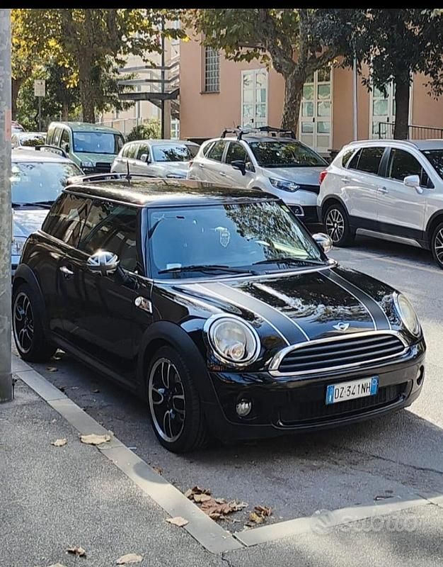 Usata Mini ONE 75 CV (55 kW) 2010 Nero Utilitaria