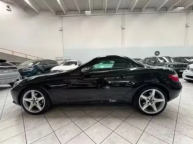 Usata Mercedes SLK200 184 CV (135 kW) 2011 Nero Cabrio
