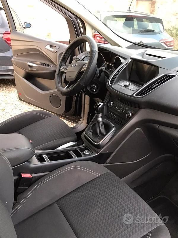 Usata Ford C-MAX 125 CV (91 kW) 2017 Nero Monovolume