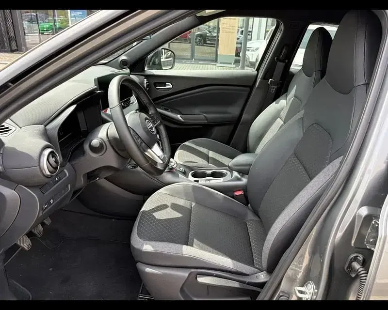 Usata Nissan Juke 114 CV (83 kW) 2025 Grigio SUV