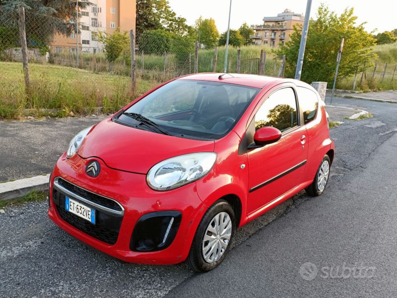 Rosso Usata 2014 Citroën C1 Due volumi | 7290 € (Buon prezzo) - Immagine 1/4