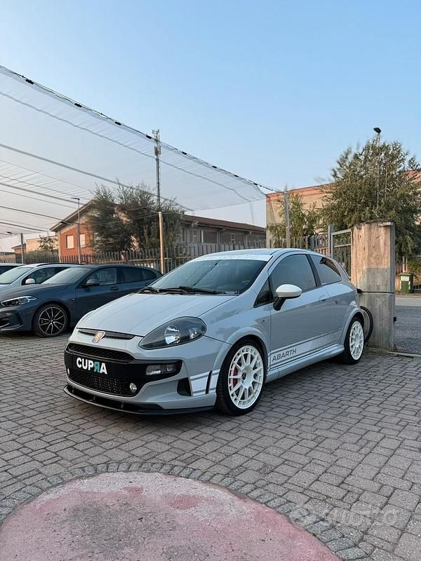Usata Abarth Punto Evo 230 CV (169 kW) 2010 Utilitaria