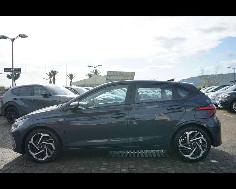 Usata Hyundai i20 101 CV (74 kW) 2021 Grigio scuro met Utilitaria