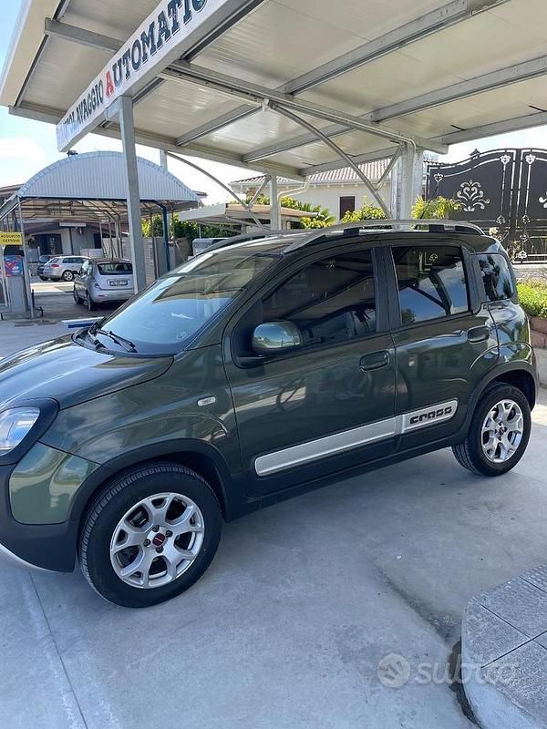 Usata Fiat Panda Cross Cross 95 CV (69 kW) 2017 Verde Utilitaria
