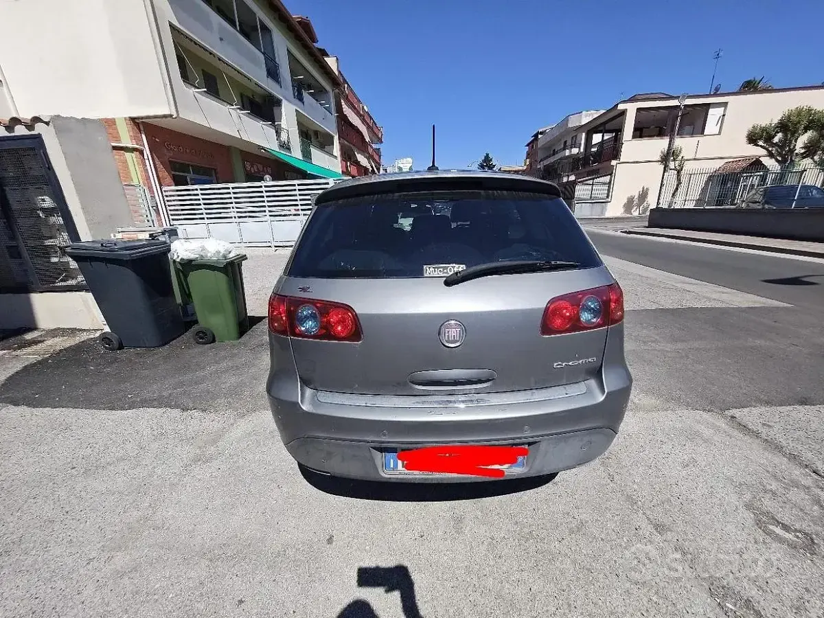 Usata Fiat Croma Emotion 150 CV (110 kW) 2010 Grigio Station wagon