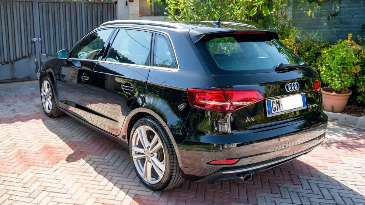 Usata Audi A3 Admired 116 CV (85 kW) 2019 Nero Berlina