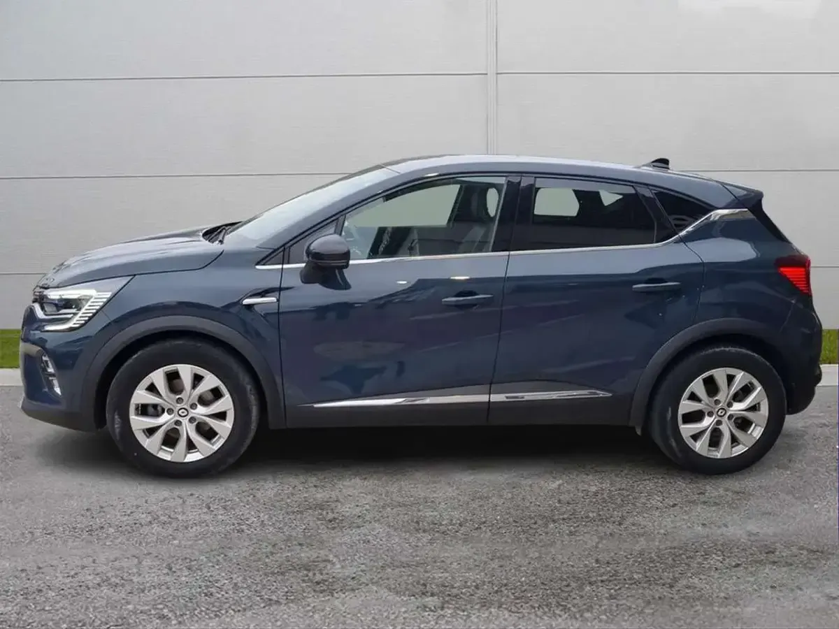 Usata Renault Captur Zen 94 CV (69 kW) 2022 Grigio scuro SUV