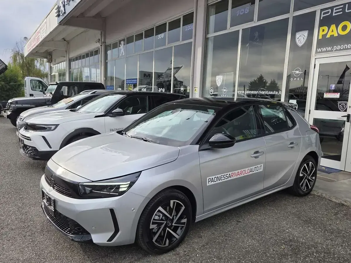 Nuova Opel Corsa 101 CV (74 kW) 2025 Argento Berlina