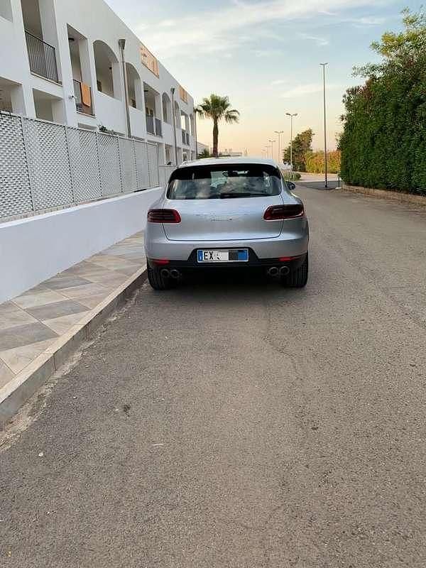Usata Porsche Macan 250 CV (183 kW) 2014 Grigio SUV