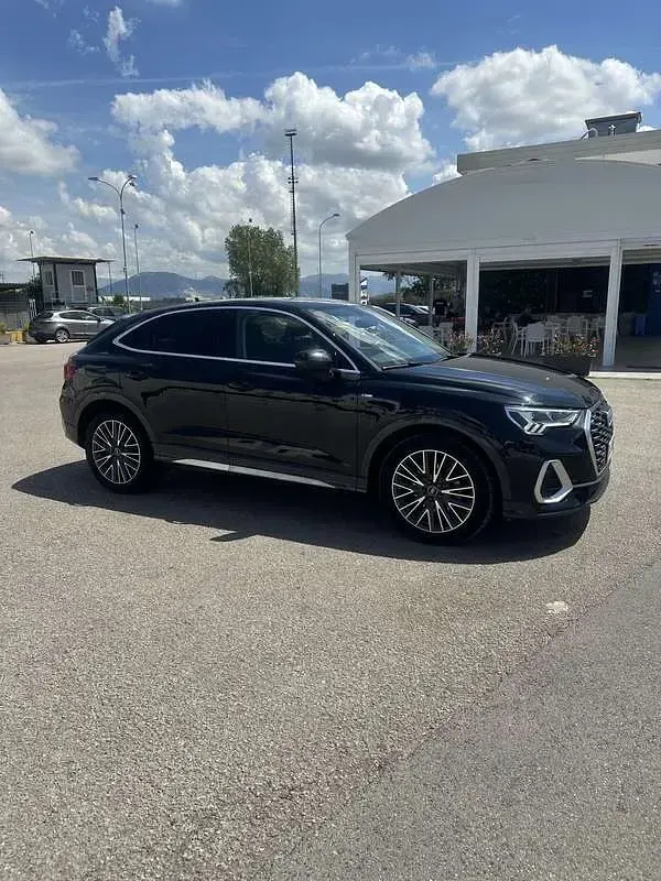 Usata Audi Q3 Sportback S-Line 150 CV (110 kW) 2022 SUV