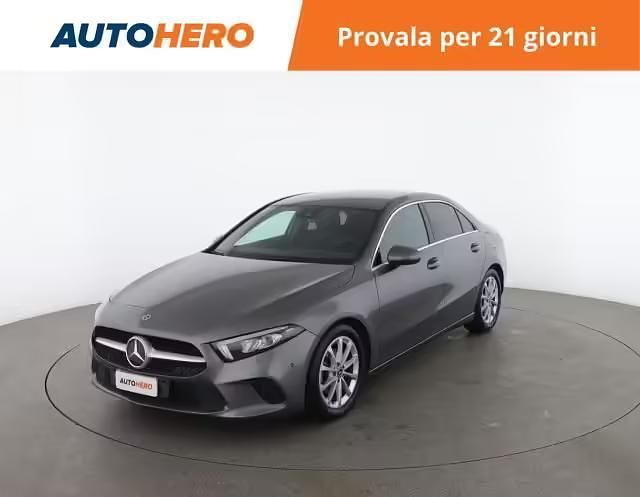 Usata Mercedes A180 116 CV (85 kW) 2020 Grigio Berlina