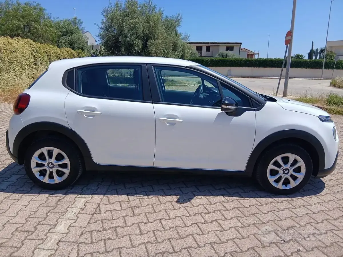 Usata Citroën C3 Business Class 102 CV (75 kW) 2022 Bianco Utilitaria