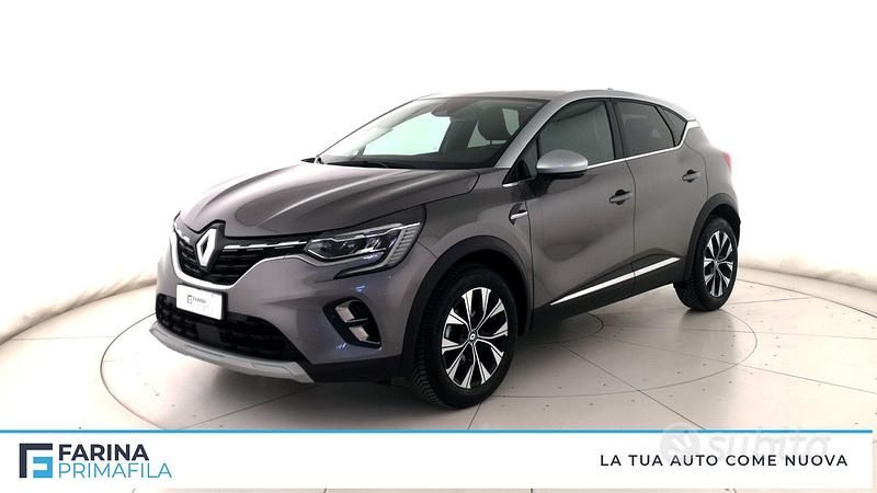 Grigio scuro/tetto grigio chia Usata 2024 Renault Captur Techno SUV | 13.900 € (Super prezzo) - Immagine 1/4
