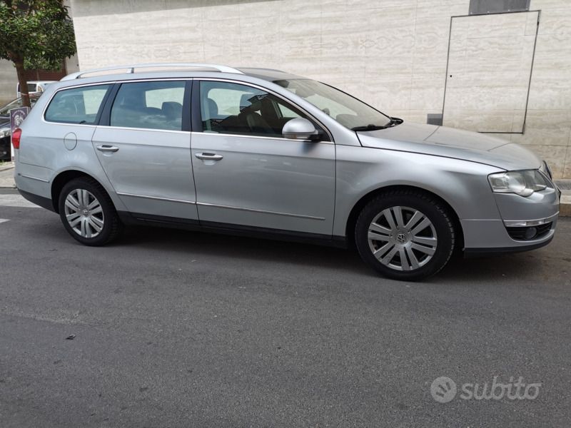 Usata VW Passat Highline 170 CV (125 kW) 2006 Grigio Station wagon