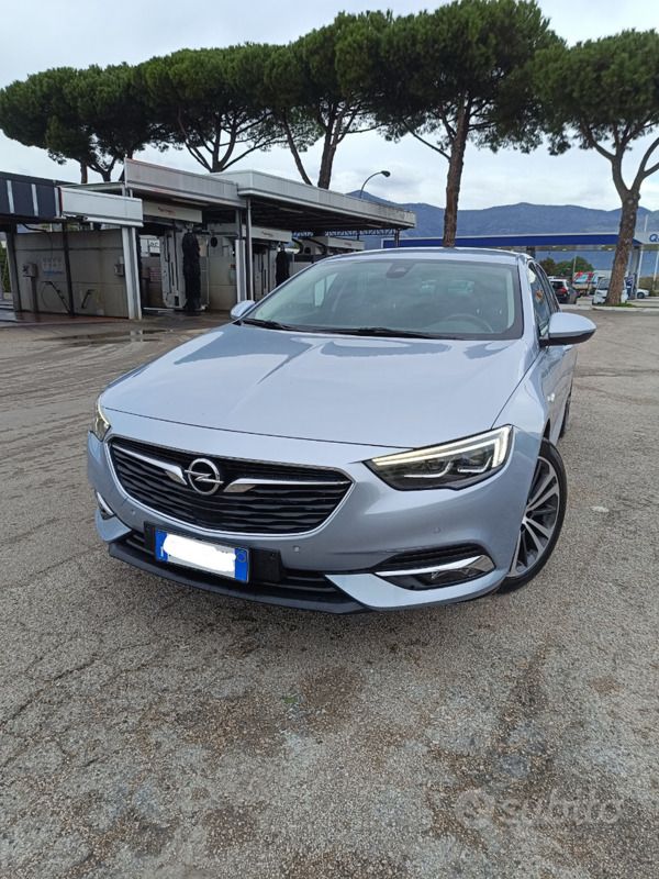 Usata 2017 Opel Insignia Innovation Tre volumi | 12.000 € (Buon prezzo) - Immagine 1/4