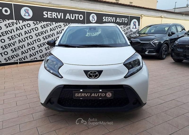 Usata Toyota Aygo X Active 72 CV (52 kW) 2022 Bianco SUV