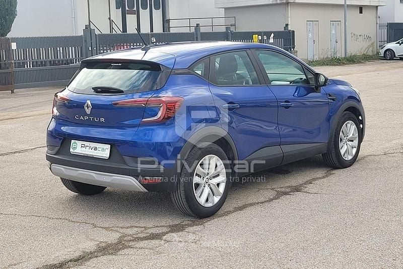 Usata Renault Captur Equilibre 101 CV (74 kW) 2024 Blu SUV