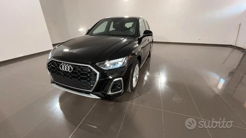 Nero mythos Usata 2024 Audi Q5 S-Line SUV | 43.990 € (Super prezzo) - Immagine 1/4