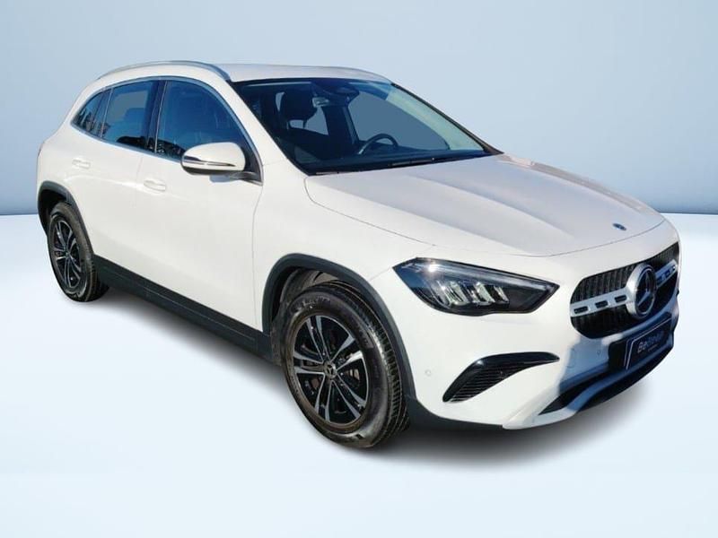 Usata Mercedes GLA180 Advanced 116 CV (85 kW) 2025 Bianco SUV