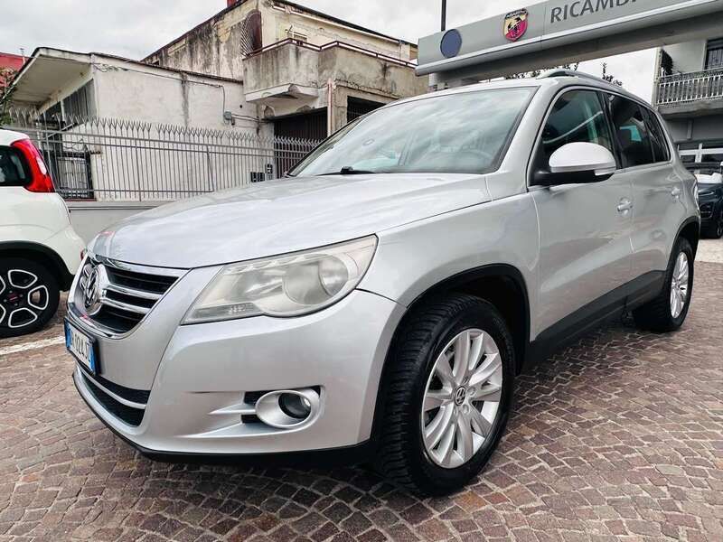 Usata VW Tiguan Sportline 140 CV (102 kW) 2007 Grigio SUV