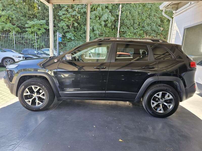 Usata Jeep Cherokee Trailhawk 272 CV (200 kW) 2014 Nero SUV