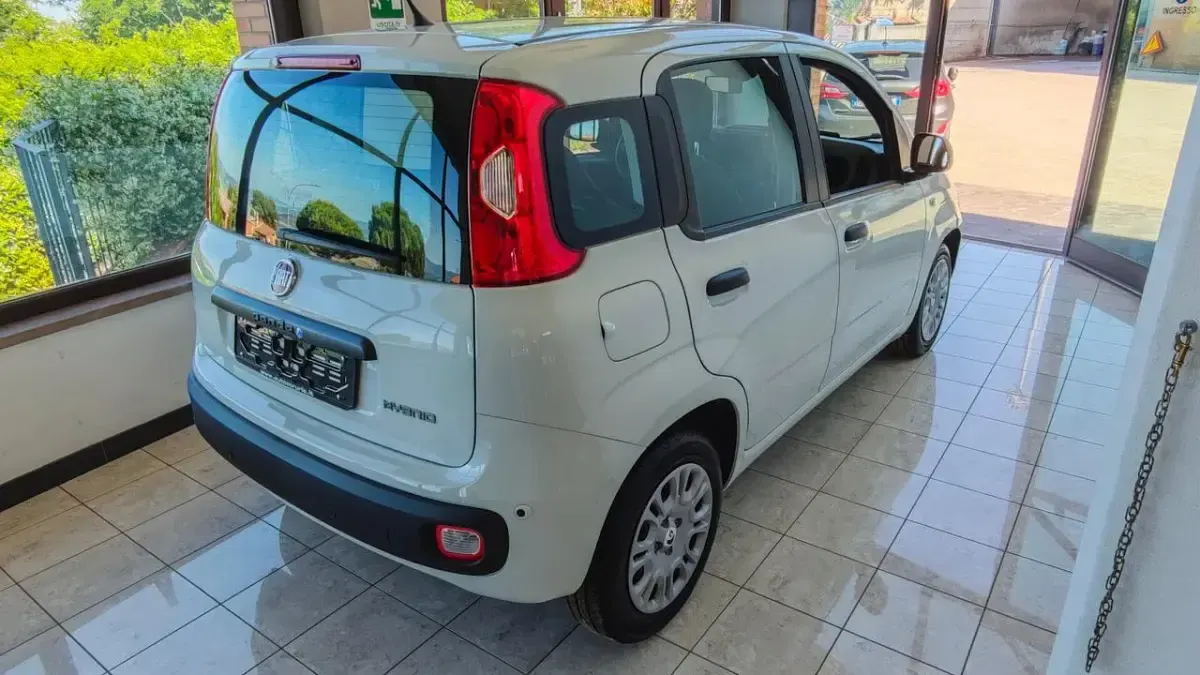 Nuova Fiat Panda 70 CV (51 kW) 2025 Giallo Utilitaria