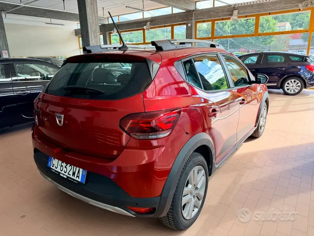 Usata Dacia Sandero Stepway 101 CV (74 kW) 2022 Rosso Berlina
