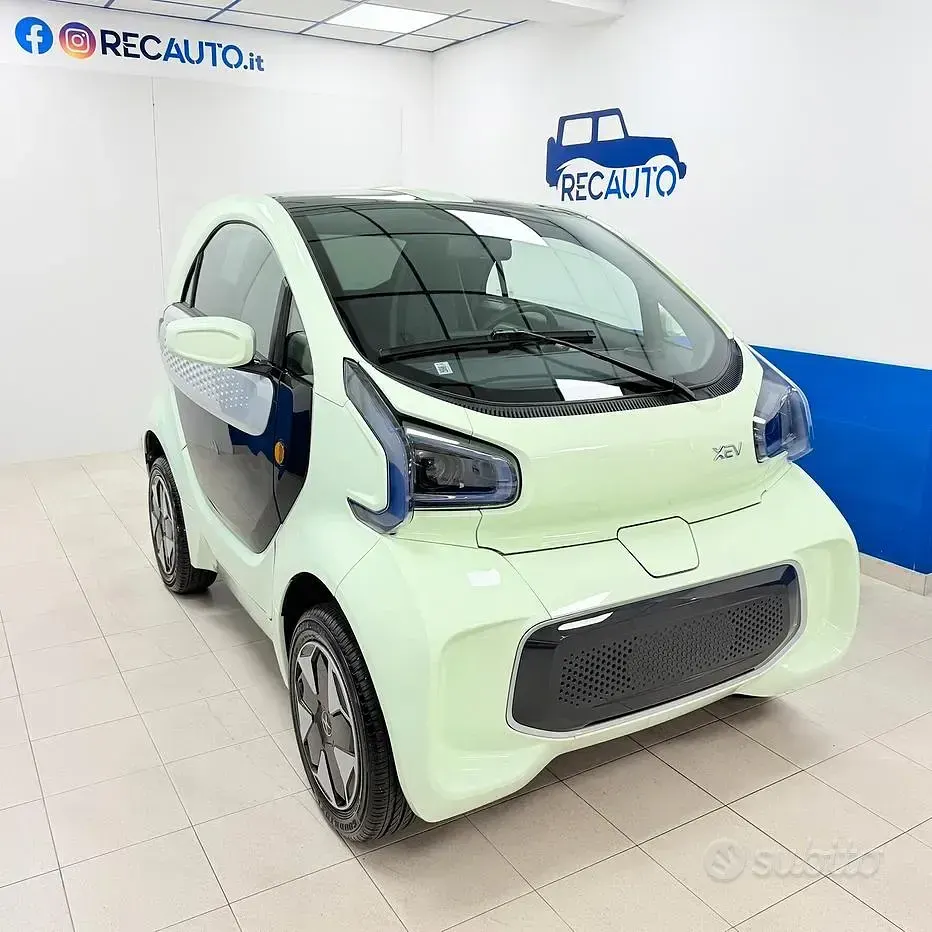 Usata XEV Yoyo 7 kW (10 CV) 2024 Giallo Utilitaria