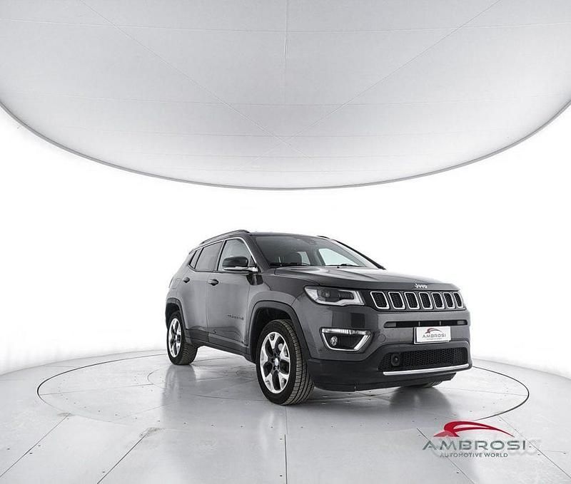 Usata Jeep Compass Limited 140 CV (102 kW) 2018 Grigio SUV