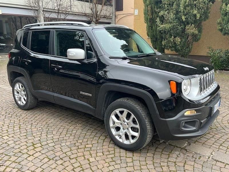 Usata Jeep Renegade Limited 140 CV (102 kW) 2014 Nero SUV
