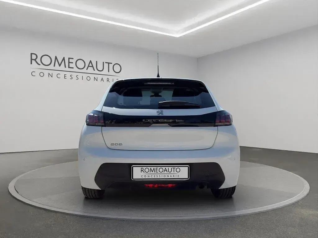 Usata Peugeot 208 Active 75 CV (55 kW) 2020 Bianco Utilitaria