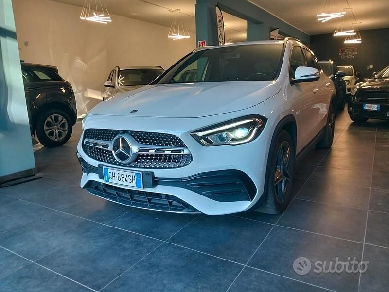 Usata Mercedes GLA180 AMG 116 CV (85 kW) 2022 Bianco SUV