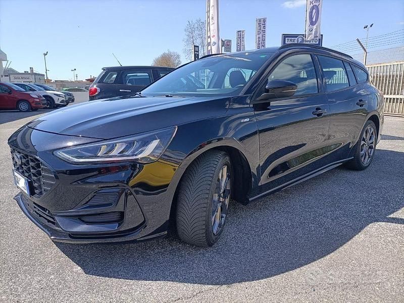 Usata Ford Focus ST-Line 155 CV (114 kW) 2023 Nero Station wagon