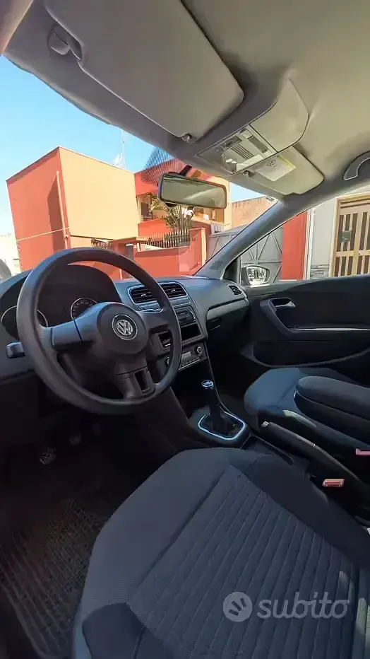 Usata VW Polo 90 CV (66 kW) 2010 Grigio Utilitaria
