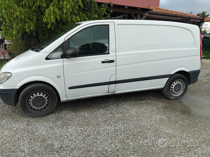 Usata Mercedes Vito 95 CV (69 kW) 2011 Bianco Furgone
