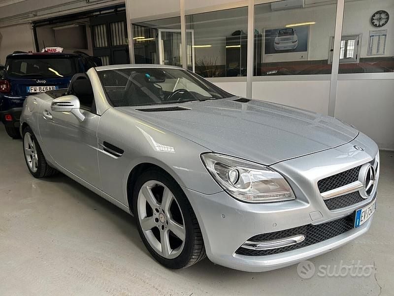 Usata Mercedes SLK200 184 CV (135 kW) 2014 Grigio Cabrio