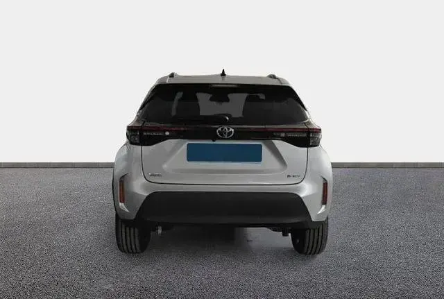 Usata Toyota Yaris Cross Sport 115 CV (84 kW) 2025 Bianco SUV