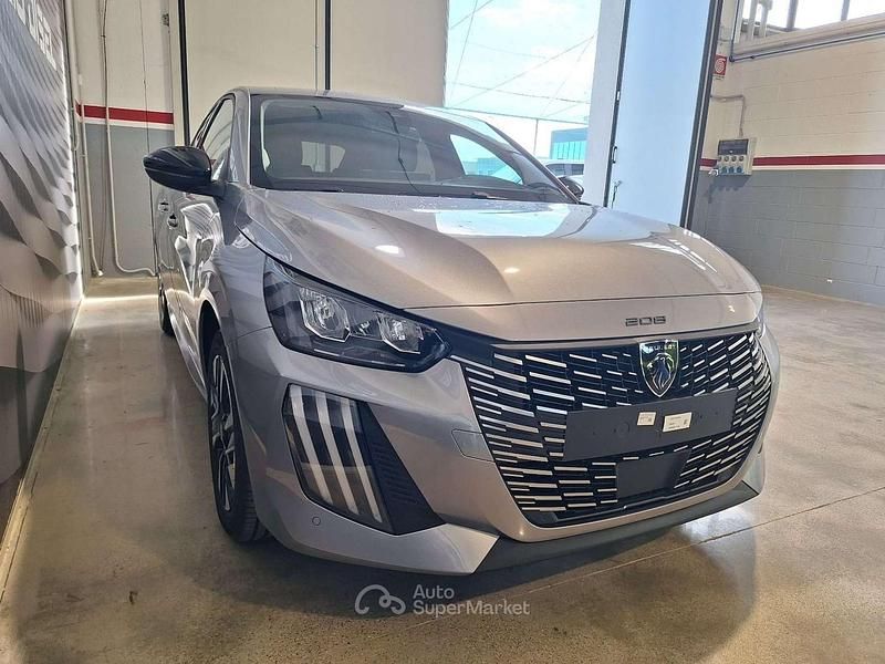 Usata Peugeot 208 Allure 136 CV (100 kW) 2024 Grigio artense Utilitaria