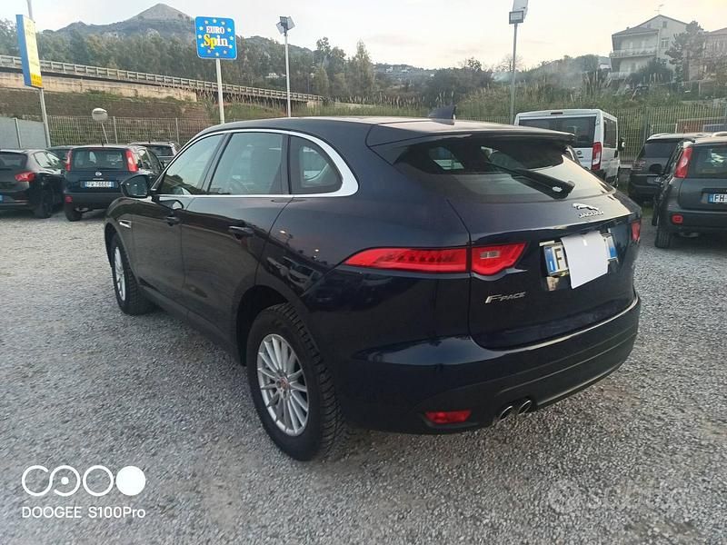 Usata Jaguar F-Pace 180 CV (132 kW) 2018 Blu SUV
