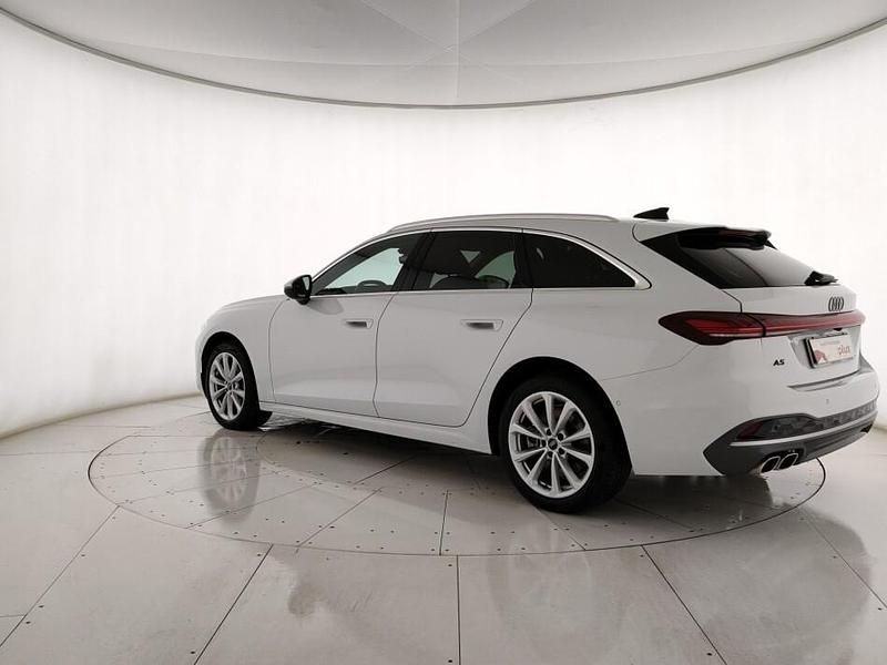 Käytetty Audi A5 Advanced Plus 204 HP (150 kW) 2025 Valkoinen Farmari