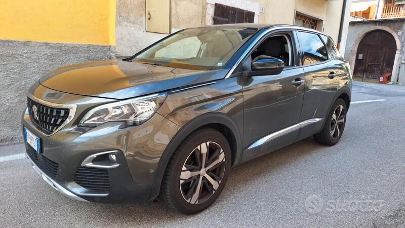Usata Peugeot 3008 Allure 131 CV (96 kW) 2018 Grigio SUV