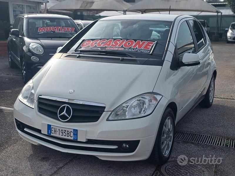 Usata Mercedes A180 Executive 109 CV (80 kW) 2011 Bianco Berlina