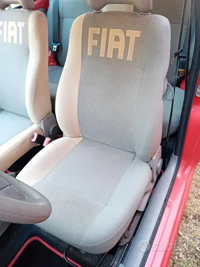 Usata Fiat Seicento 54 CV (39 kW) 2005 Rosso Utilitaria