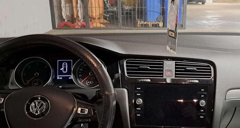 Second-hand VW Golf VII Join 116 CP (85 kW) 2018 Gri Berlinǎ